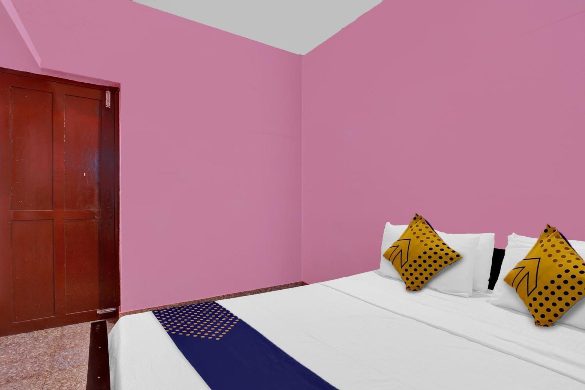 Hotel O Ashok Inn Kazhakuttam Eksteriør billede